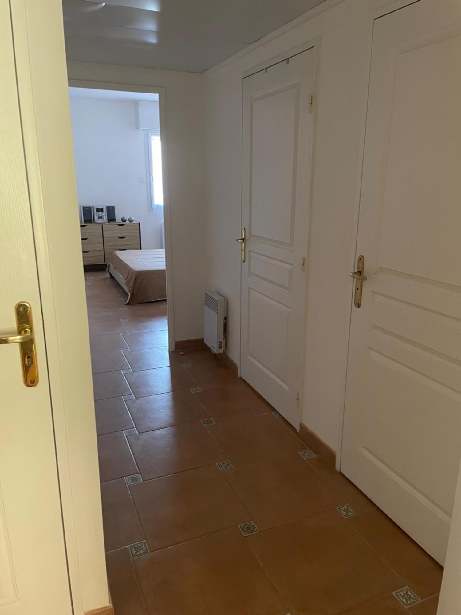 2 Pieces Saint Raphael Renove, Classe 4 Etoiles, 100 M Plages, Piscine, Tennis, Parc, Terrasse, Jardin Privatif 外观 照片