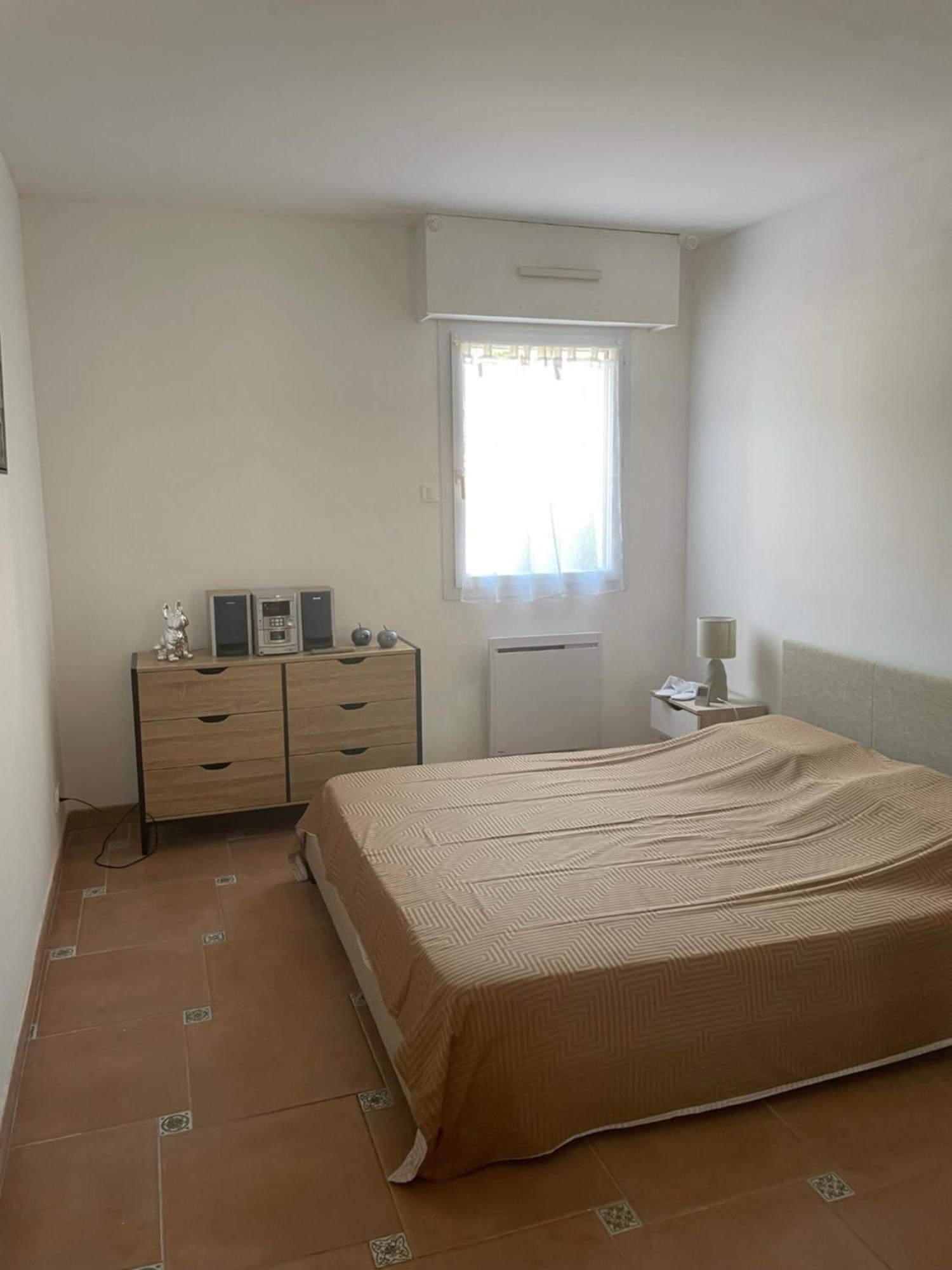 2 Pieces Saint Raphael Renove, Classe 4 Etoiles, 100 M Plages, Piscine, Tennis, Parc, Terrasse, Jardin Privatif 外观 照片