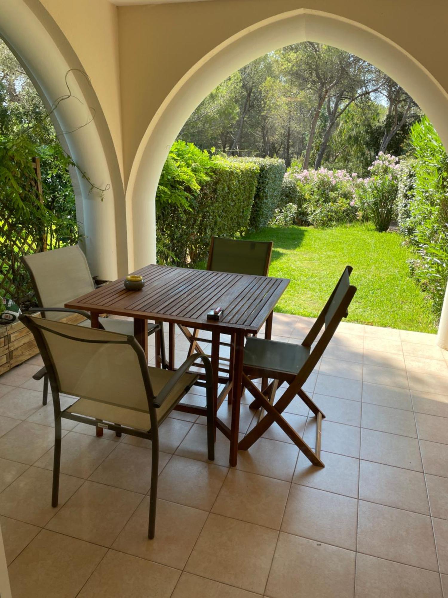 2 Pieces Saint Raphael Renove, Classe 4 Etoiles, 100 M Plages, Piscine, Tennis, Parc, Terrasse, Jardin Privatif 外观 照片