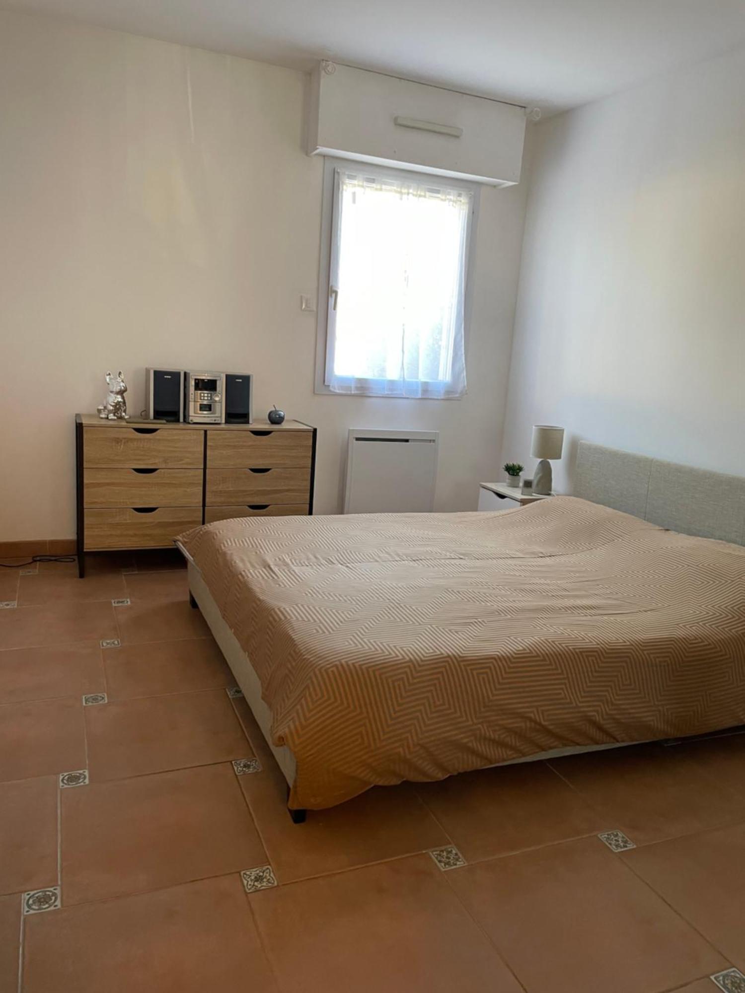 2 Pieces Saint Raphael Renove, Classe 4 Etoiles, 100 M Plages, Piscine, Tennis, Parc, Terrasse, Jardin Privatif 外观 照片