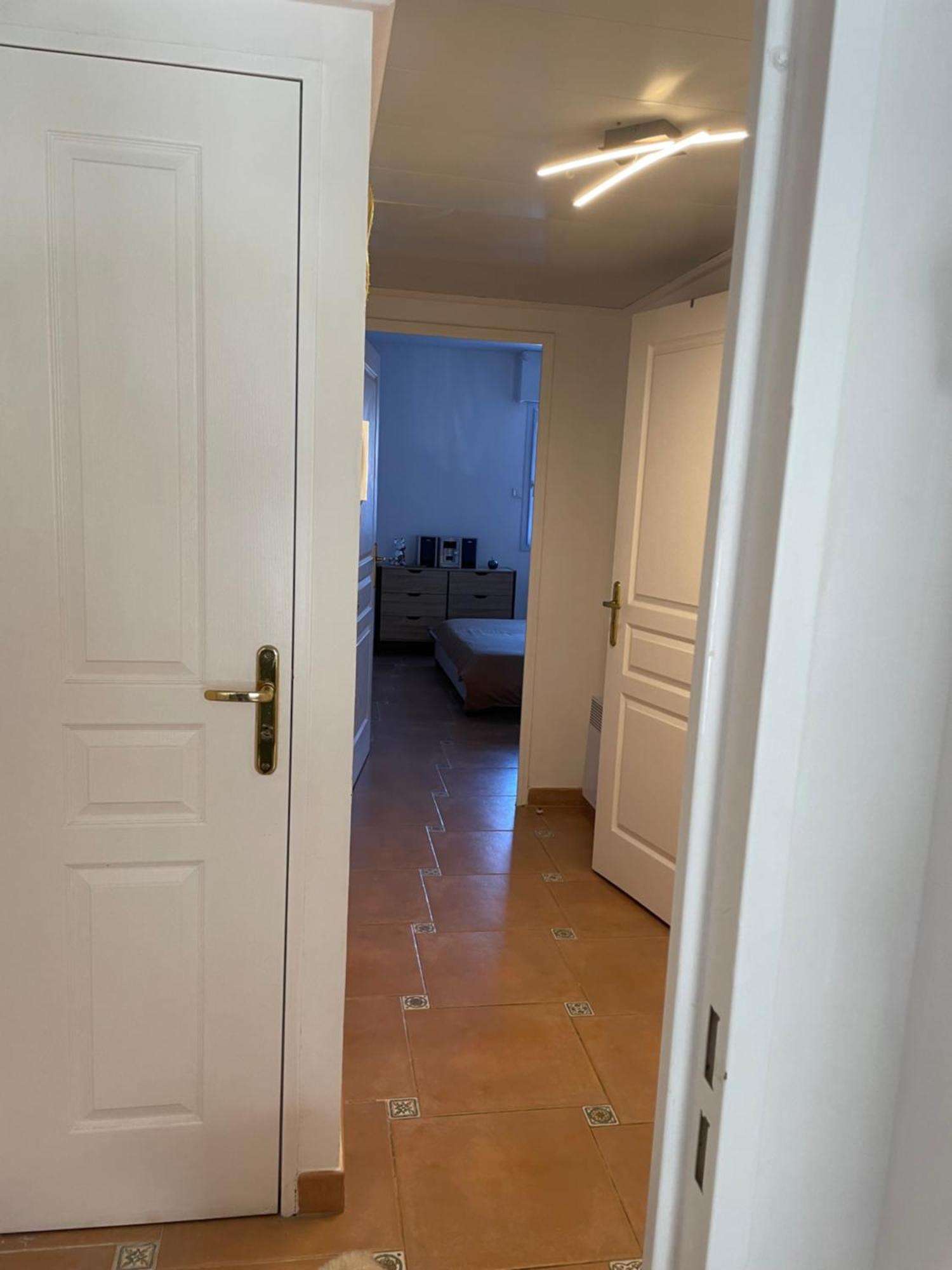 2 Pieces Saint Raphael Renove, Classe 4 Etoiles, 100 M Plages, Piscine, Tennis, Parc, Terrasse, Jardin Privatif 外观 照片